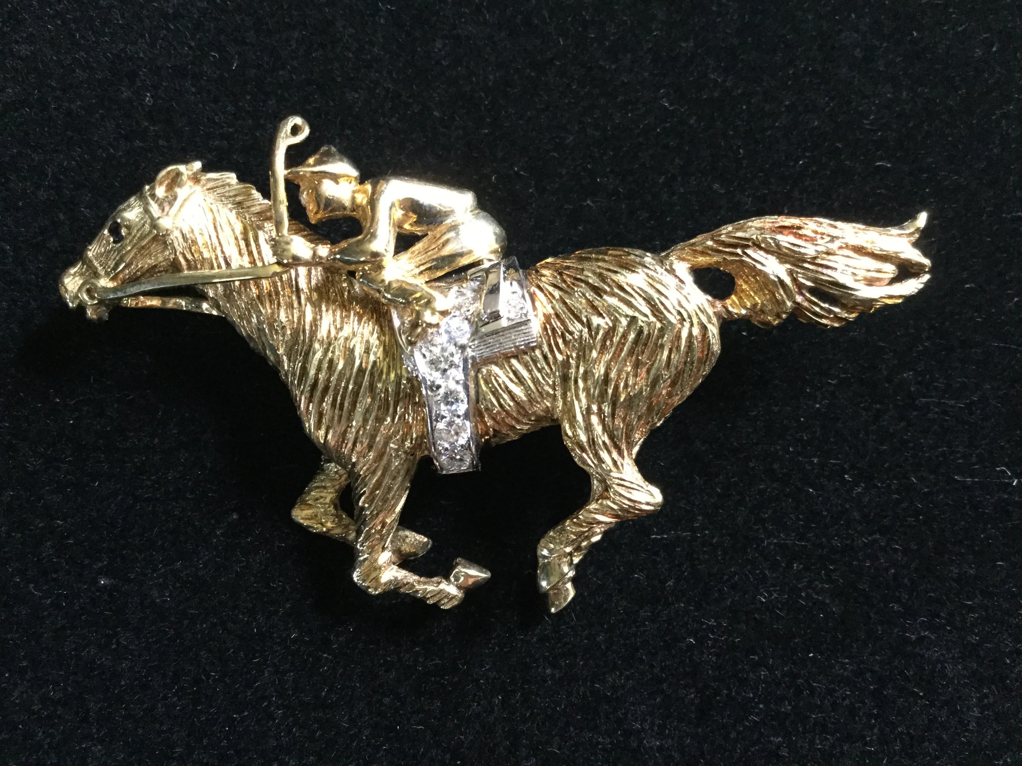 Brooch 14kt Yellow and White Gold and Diamonds and Sapphire in Race Horse and Jockey Form
