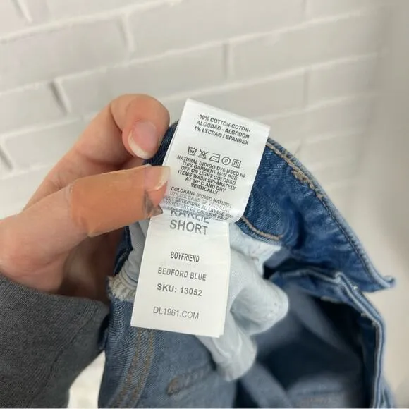 DL1961 Karlie Boyfriend Distressed Denim Shorts Size 31