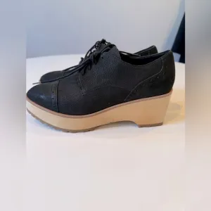 Eileen Fisher Women's Black Oxfords
