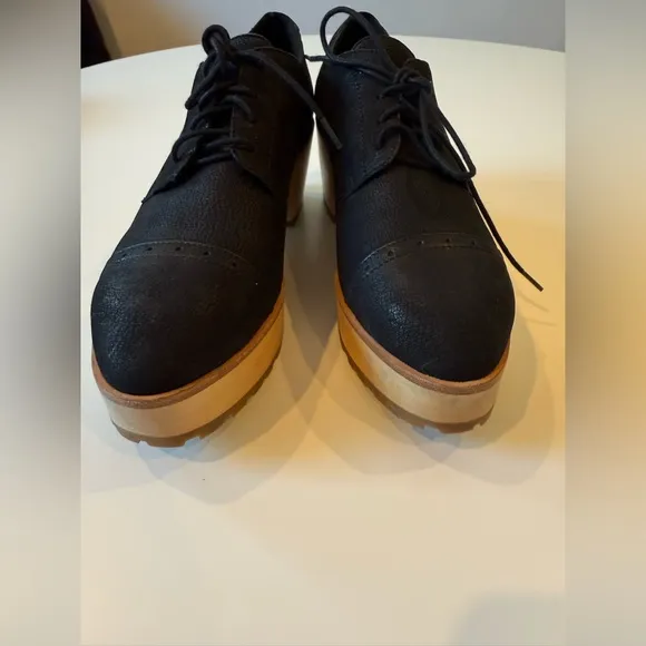 Eileen Fisher Women's Black Oxfords