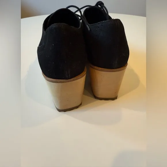 Eileen Fisher Women's Black Oxfords