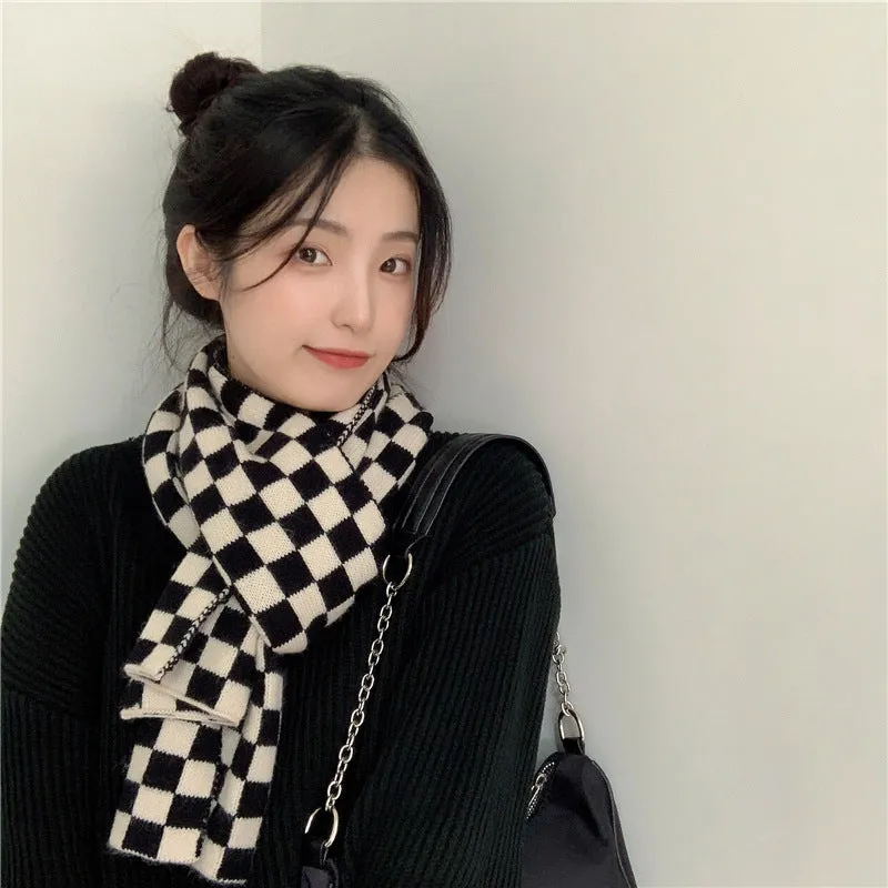INSTOCK- Korean version of high-end checkerboard women's scarf