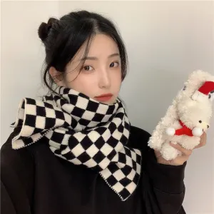 INSTOCK- Korean version of high-end checkerboard women's scarf